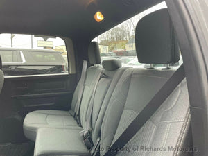 2022 Ram 1500 Classic Express 4x4 Crew Cab 5'7" Box (C15889) - Image 21