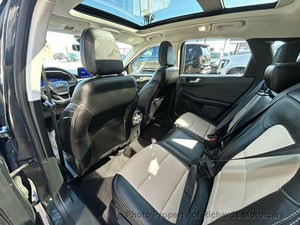 2022 Ford Escape Titanium Hybrid AWD (C15858) - Image 17