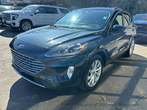 2022 Ford Escape Titanium Hybrid AWD (C15858) - Image 5