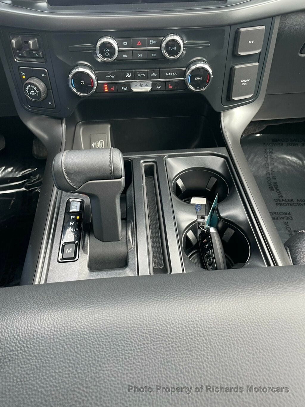 2025 Ford F-150 Tremor 4WD SuperCrew 5.5' Box (C15829) - Image 18