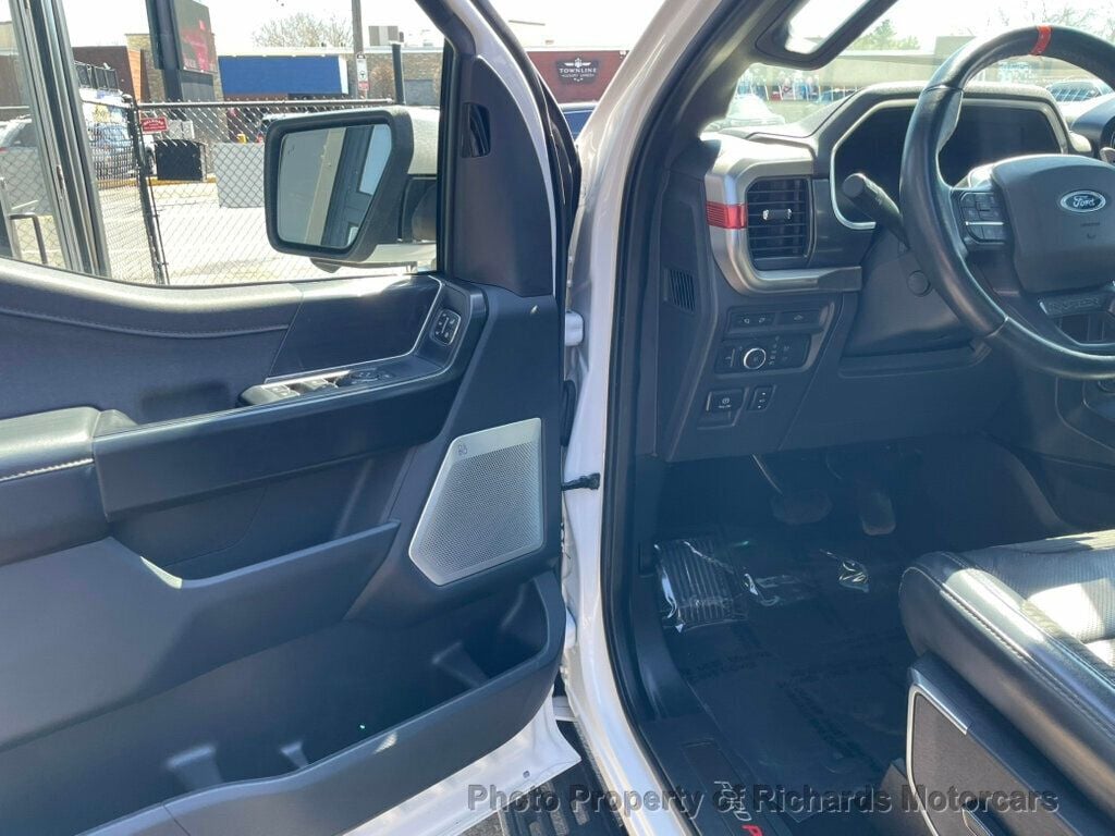 2022 Ford F-150 Raptor 4WD SuperCrew 5.5' Box (C15814) - Image 10