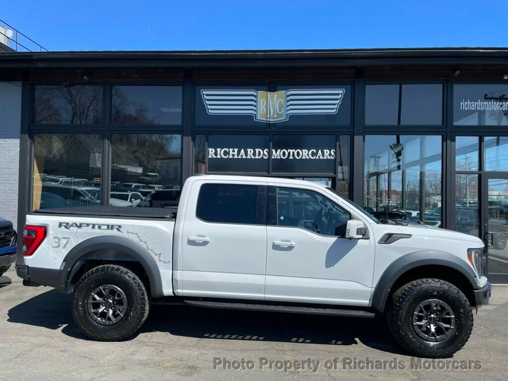 2022 Ford F-150 Raptor 4WD SuperCrew 5.5' Box (C15814) - Image 2