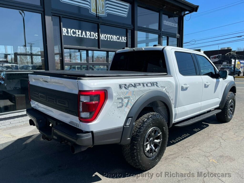 2022 Ford F-150 Raptor 4WD SuperCrew 5.5' Box (C15814) - Image 3