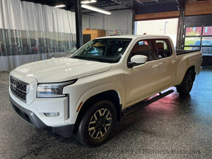 2022 Nissan Frontier Crew Cab 4x4 SV Automatic (C15770) - Image 3
