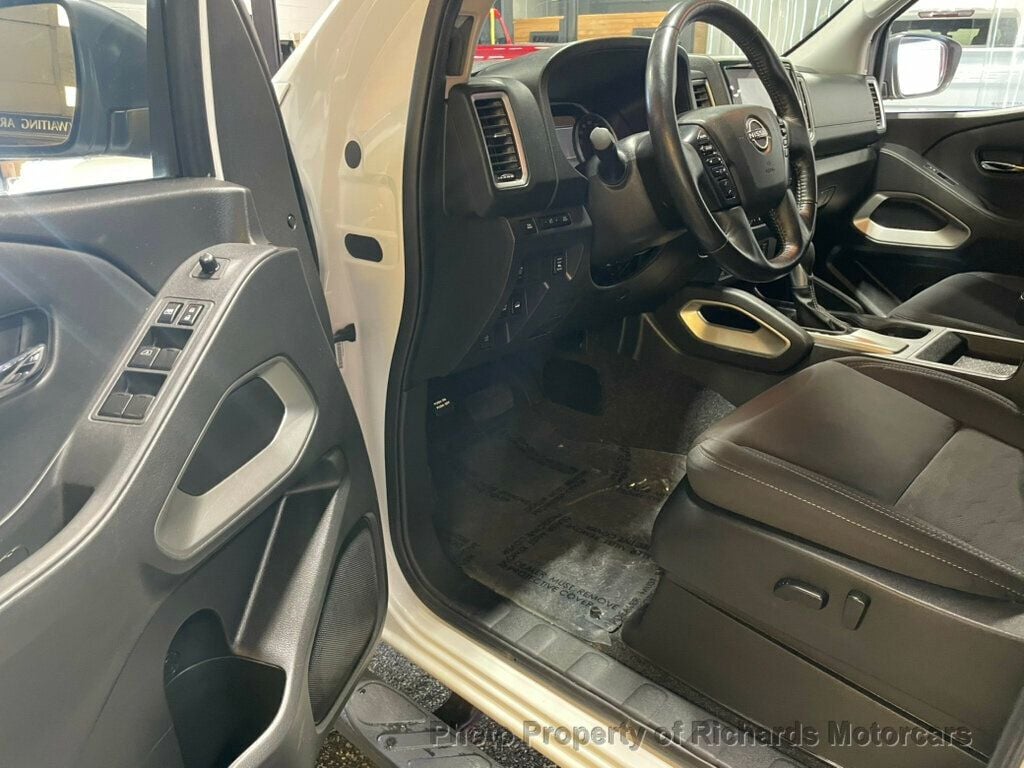 2022 Nissan Frontier Crew Cab 4x4 SV Automatic (C15770) - Image 7