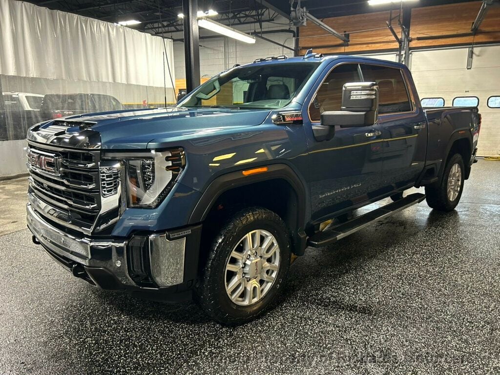 2024 GMC Sierra 2500HD 4WD Crew Cab 159" SLT (C15883) - Image 7