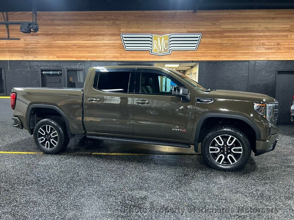 2024 GMC Sierra 1500 4WD Crew Cab 147" AT4 (C15914)