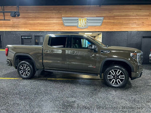 2024 GMC Sierra 1500 4WD Crew Cab 147" AT4 (C15914)