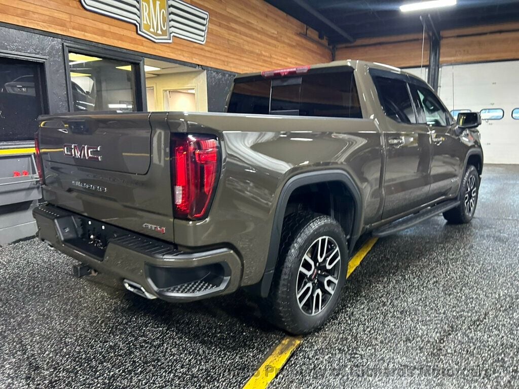 2024 GMC Sierra 1500 4WD Crew Cab 147" AT4 (C15914) - Image 3