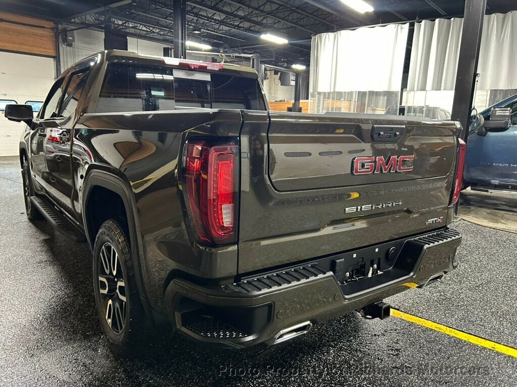 2024 GMC Sierra 1500 4WD Crew Cab 147" AT4 (C15914) - Image 5