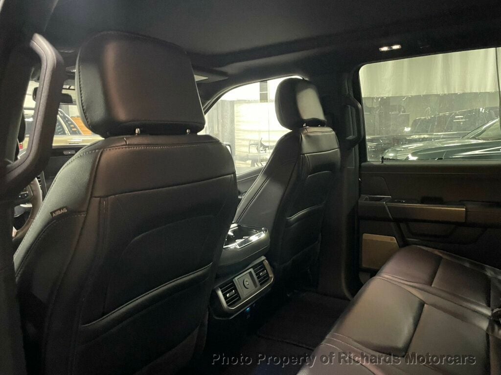 2026 Ford F-150 LARIAT 4WD SuperCrew 5.5' Box (C15922) - Image 19