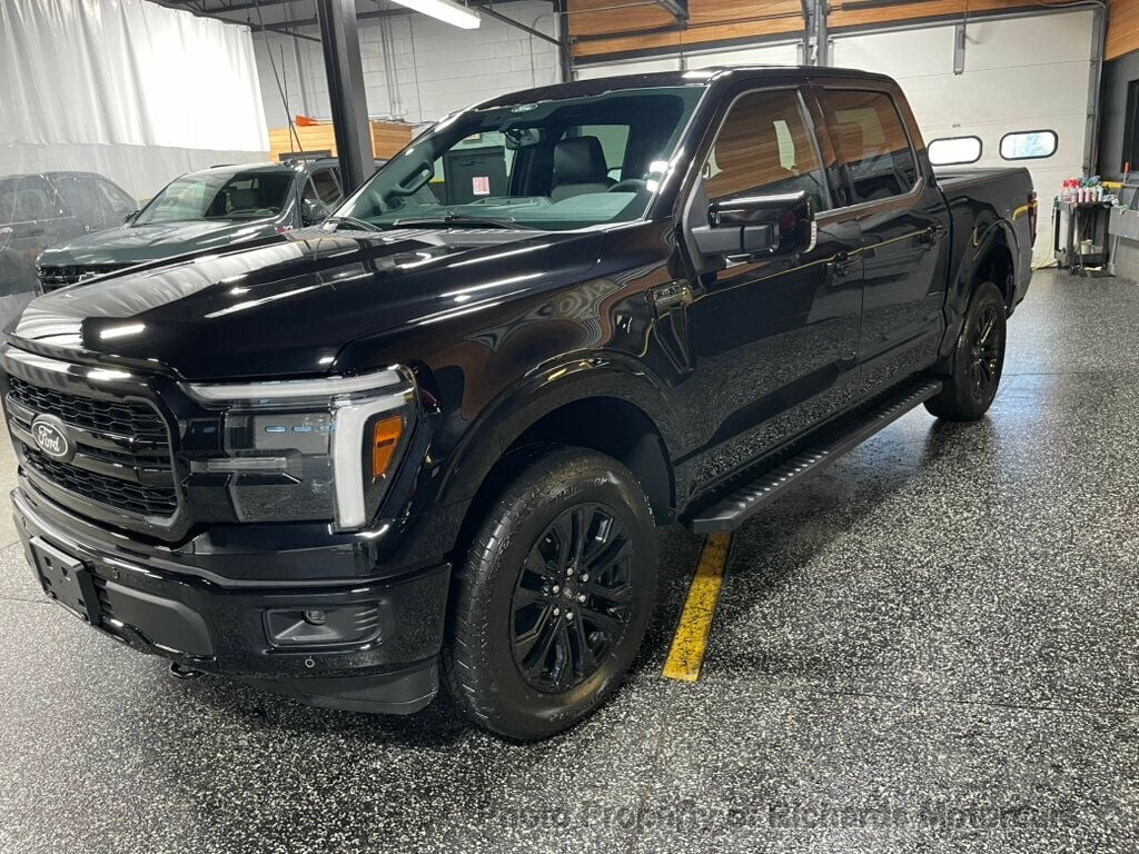 2026 Ford F-150 LARIAT 4WD SuperCrew 5.5' Box (C15922) - Image 4