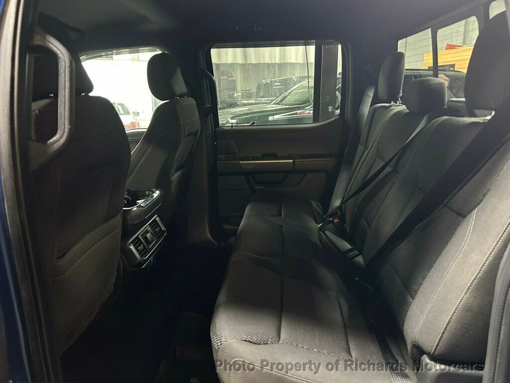 2023 Ford F-150 XLT 4WD SuperCrew 6.5' Box (C15939) - Image 19