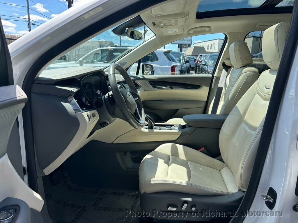 2022 Cadillac XT6 AWD 4dr Premium Luxury (C15919) - Image 11