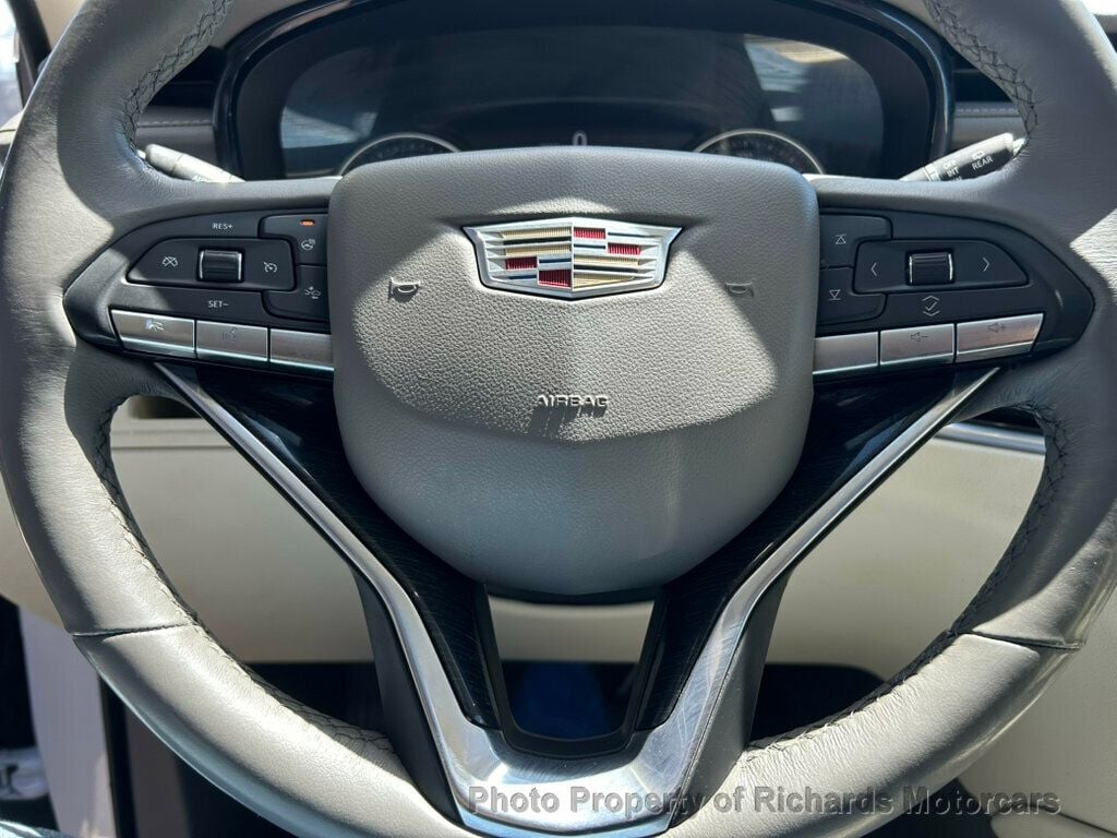 2022 Cadillac XT6 AWD 4dr Premium Luxury (C15919) - Image 13