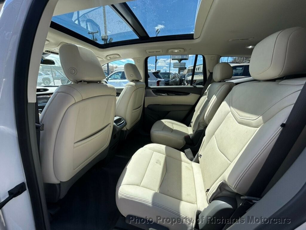 2022 Cadillac XT6 AWD 4dr Premium Luxury (C15919) - Image 17