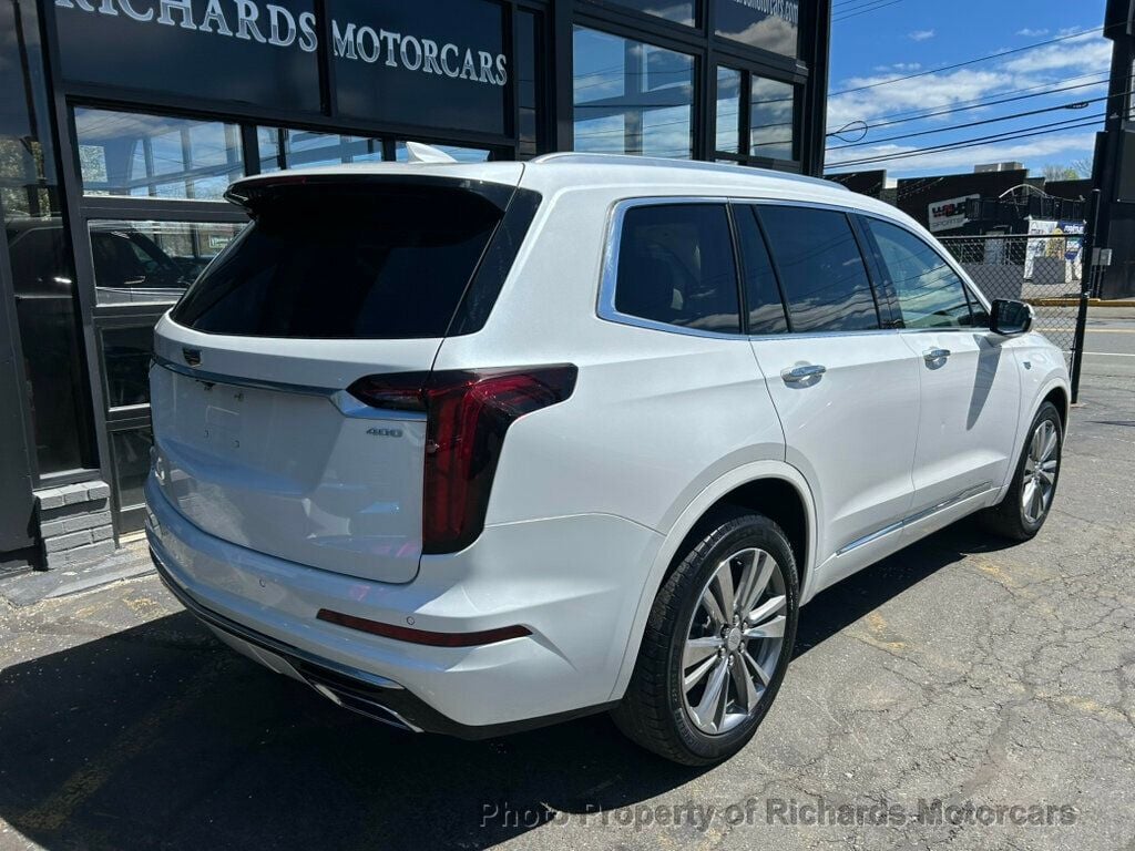 2022 Cadillac XT6 AWD 4dr Premium Luxury (C15919) - Image 3