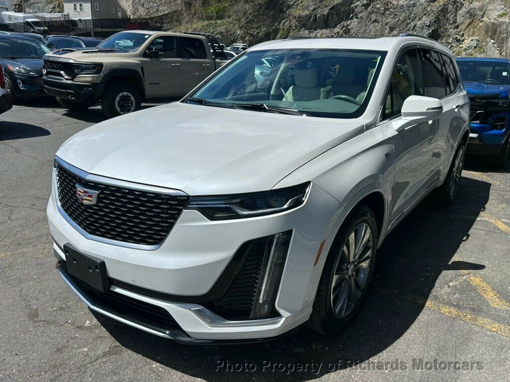 2022 Cadillac XT6 AWD 4dr Premium Luxury (C15919) - Image 5