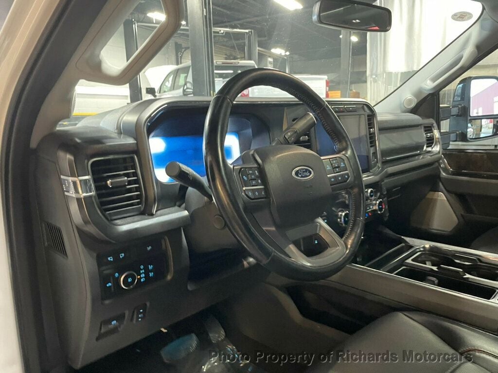 2024 Ford Super Duty F-250 SRW LARIAT 4WD Crew Cab 6.75' Box (C15942) - Image 11