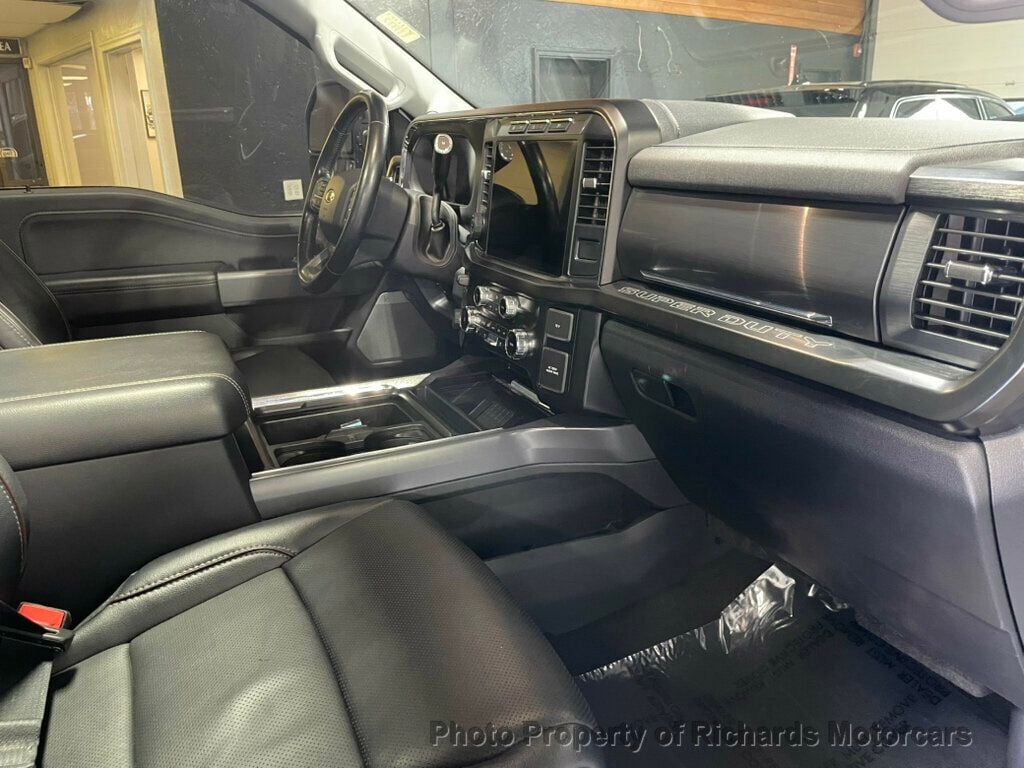 2024 Ford Super Duty F-250 SRW LARIAT 4WD Crew Cab 6.75' Box (C15942) - Image 23