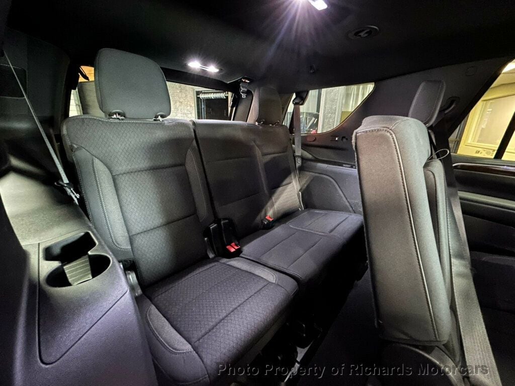 2023 GMC Yukon 4WD 4dr SLE (C15816) - Image 18