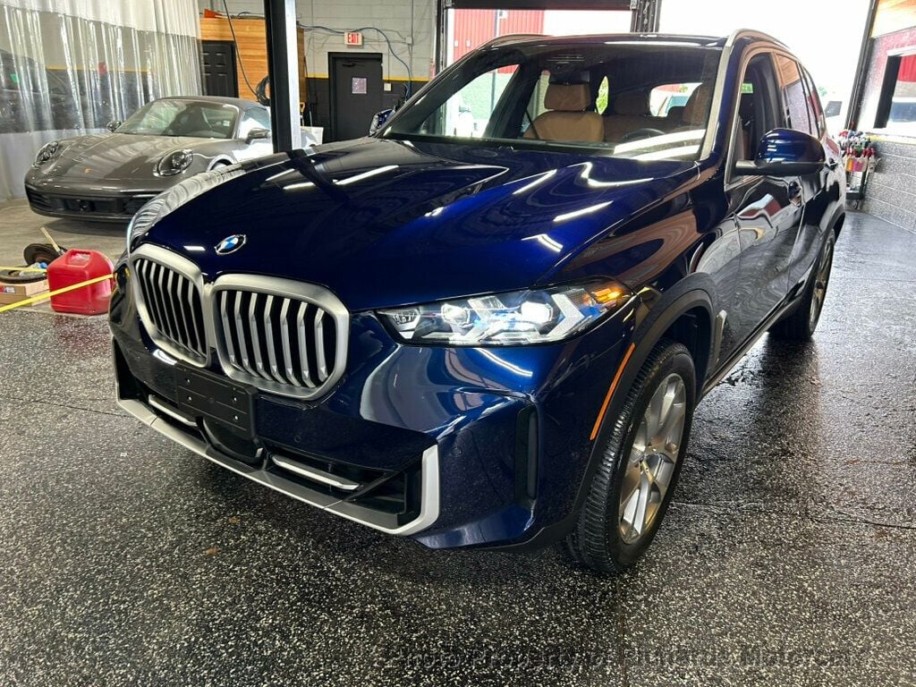 2025 BMW X5 xDrive40i Sports Activity Vehicle (C15963) - Image 6