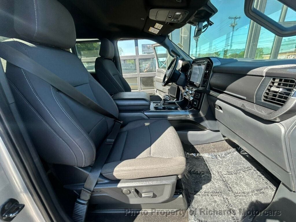 2023 Ford F-150 XLT 4WD SuperCrew 6.5' Box (C15857) - Image 18