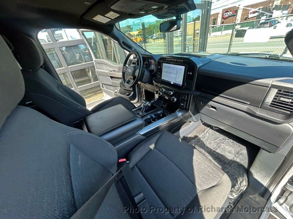 2023 Ford F-150 XLT 4WD SuperCrew 6.5' Box (C15857) - Image 19