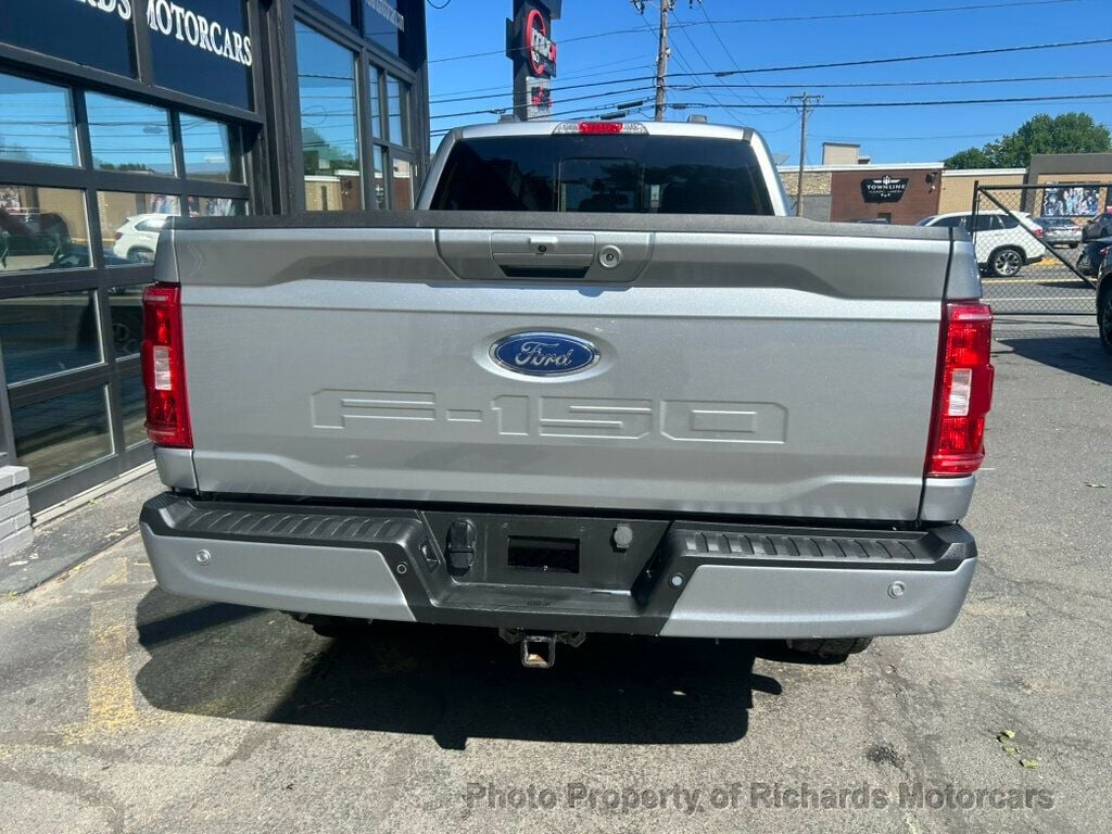 2023 Ford F-150 XLT 4WD SuperCrew 6.5' Box (C15857) - Image 4