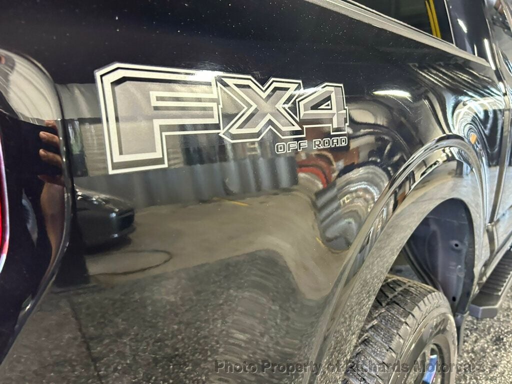 2023 Ford F-150 XLT 4WD SuperCrew 5.5' Box (C15900) - Image 11
