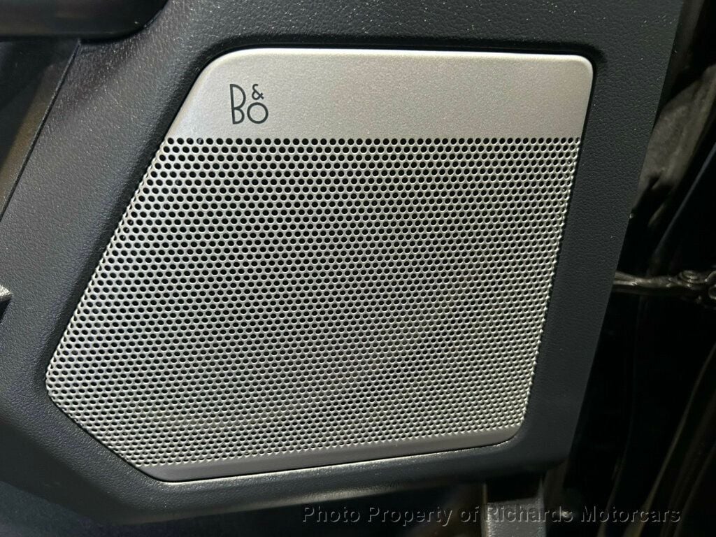 2023 Ford F-150 XLT 4WD SuperCrew 5.5' Box (C15900) - Image 16