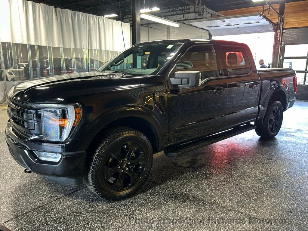 2023 Ford F-150 XLT 4WD SuperCrew 5.5' Box (C15900) - Image 6