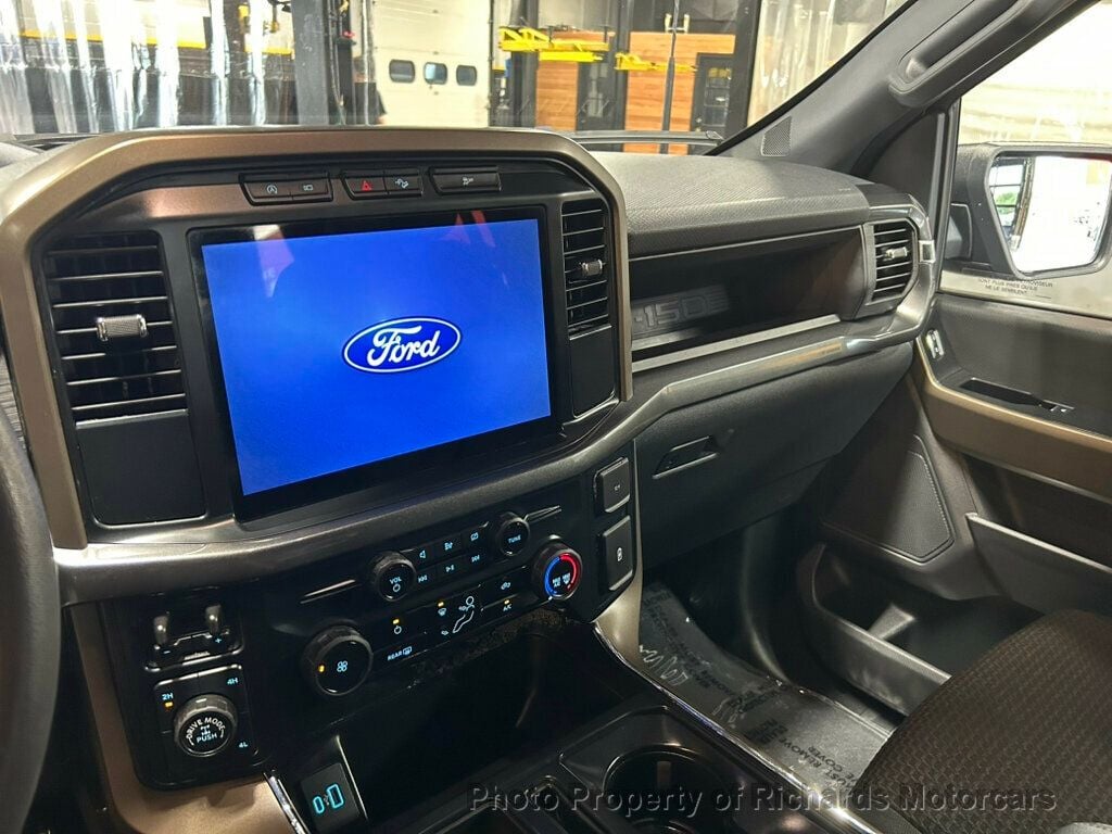 2024 Ford F-150 STX 4WD SuperCrew 5.5' Box (C15998) - Image 13