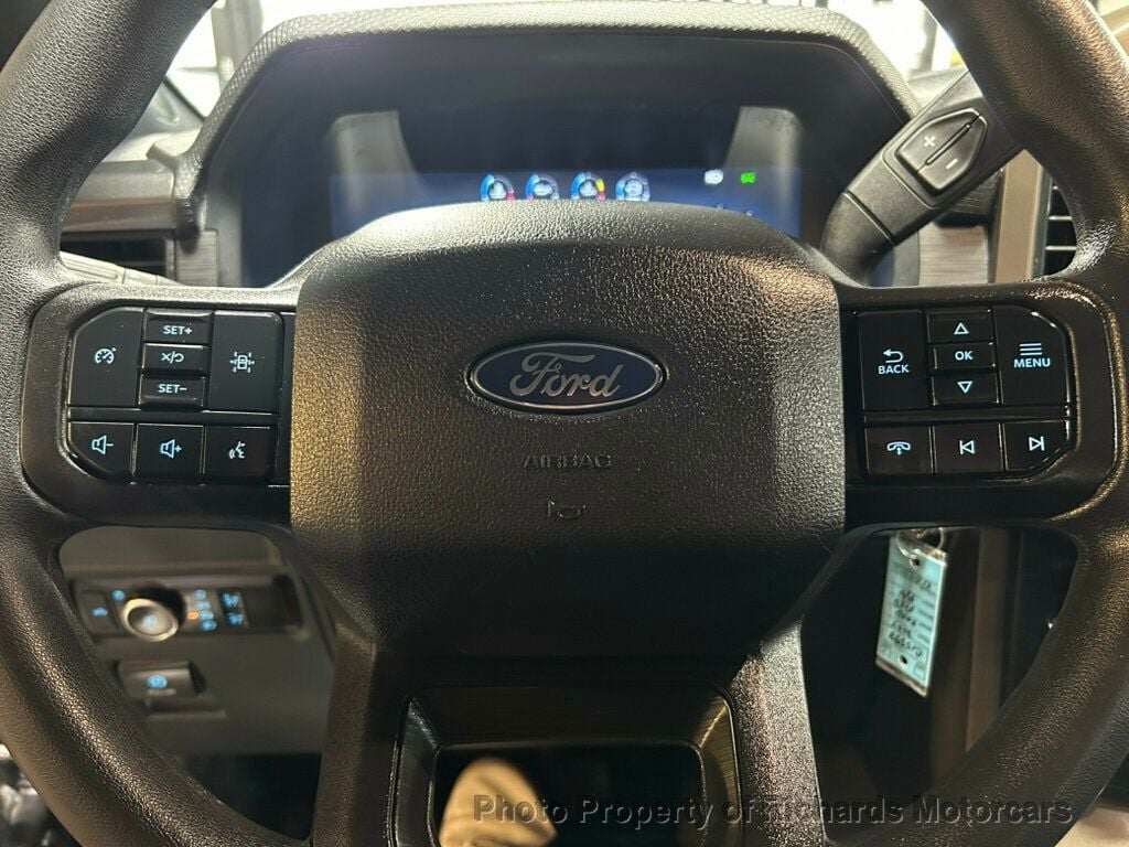 2024 Ford F-150 STX 4WD SuperCrew 5.5' Box (C15998) - Image 14