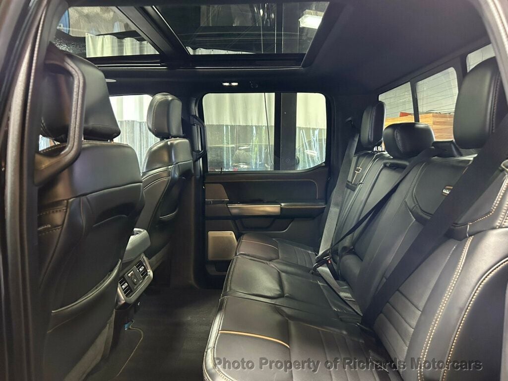 2023 Ford Super Duty F-250 SRW Platinum 4WD Crew Cab 6.75' Box (C15943) - Image 17