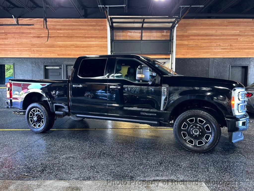 2023 Ford Super Duty F-250 SRW Platinum 4WD Crew Cab 6.75' Box (C15943)