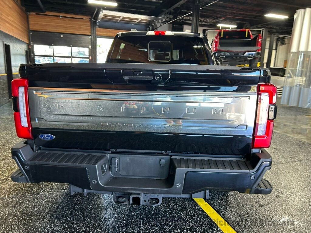 2023 Ford Super Duty F-250 SRW Platinum 4WD Crew Cab 6.75' Box (C15943) - Image 4