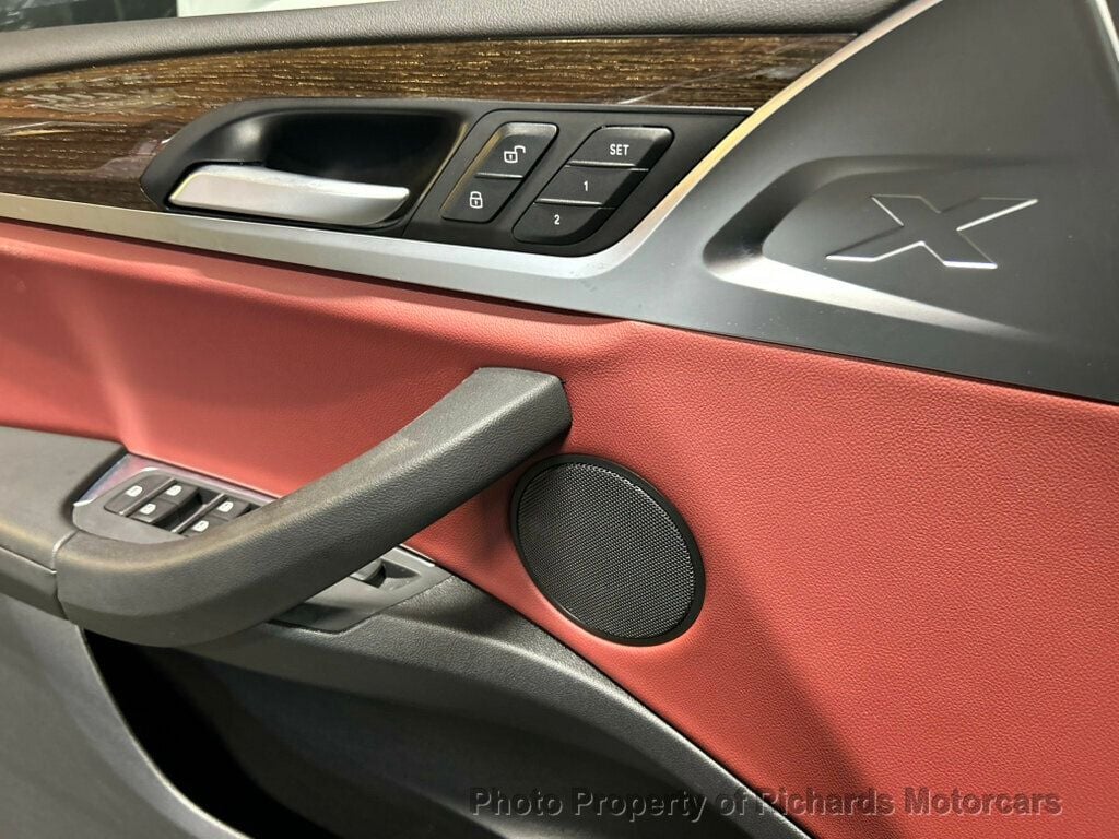 2023 BMW X4 xDrive30i Sports Activity (C15952) - Image 16