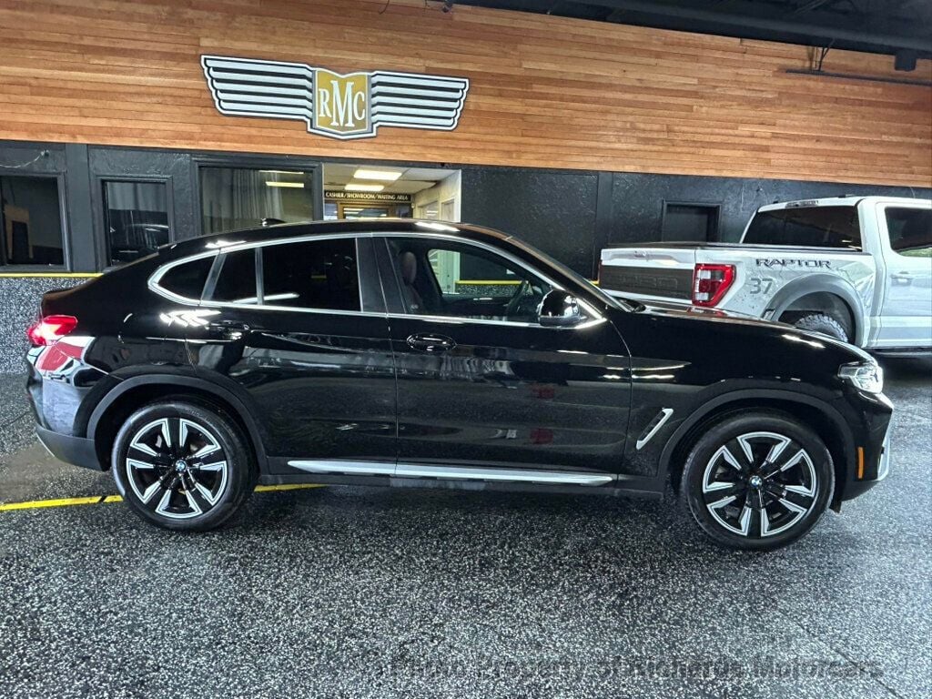 2023 BMW X4 xDrive30i Sports Activity (C15952) - Image 2
