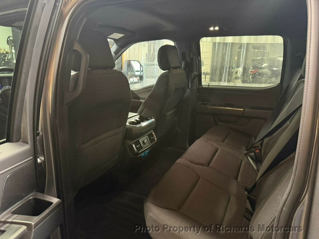 2023 Ford F-150 XLT 4WD SuperCrew 6.5' Box (C16013) - Image 17