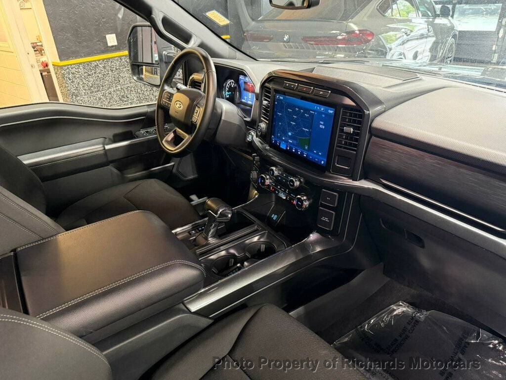 2023 Ford F-150 XLT 4WD SuperCrew 6.5' Box (C16013) - Image 21