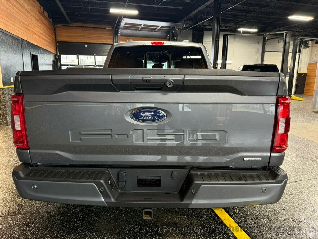 2023 Ford F-150 XLT 4WD SuperCrew 6.5' Box (C16013) - Image 4