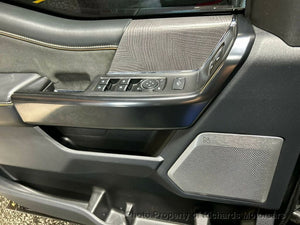2023 Ford Super Duty F-350 SRW Platinum 4WD Crew Cab 6.75' Box (C15999) - Image 17