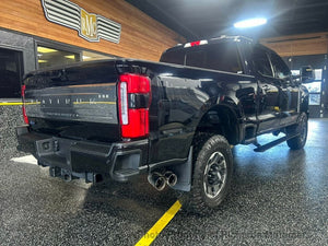 2023 Ford Super Duty F-350 SRW Platinum 4WD Crew Cab 6.75' Box (C15999) - Image 3