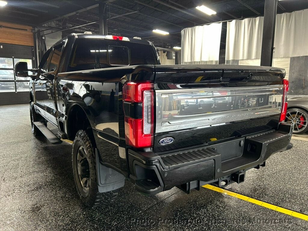 2023 Ford Super Duty F-350 SRW Platinum 4WD Crew Cab 6.75' Box (C15999) - Image 4