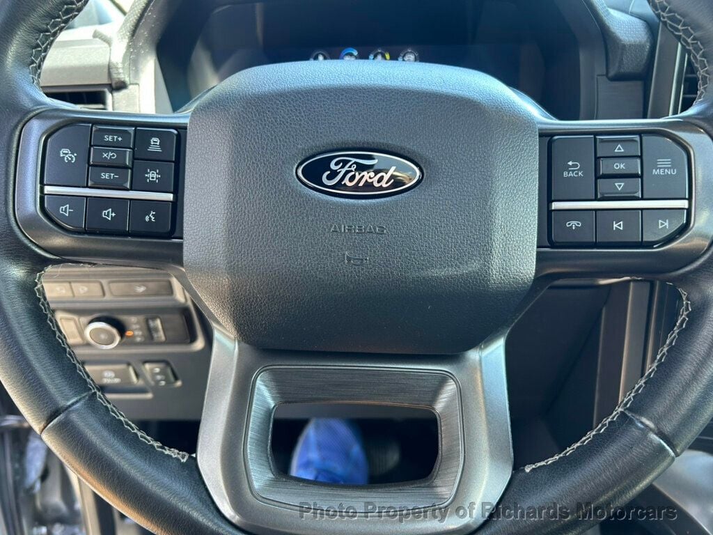 2024 Ford F-150 XLT 4WD SuperCrew 5.5' Box (C16014) - Image 15