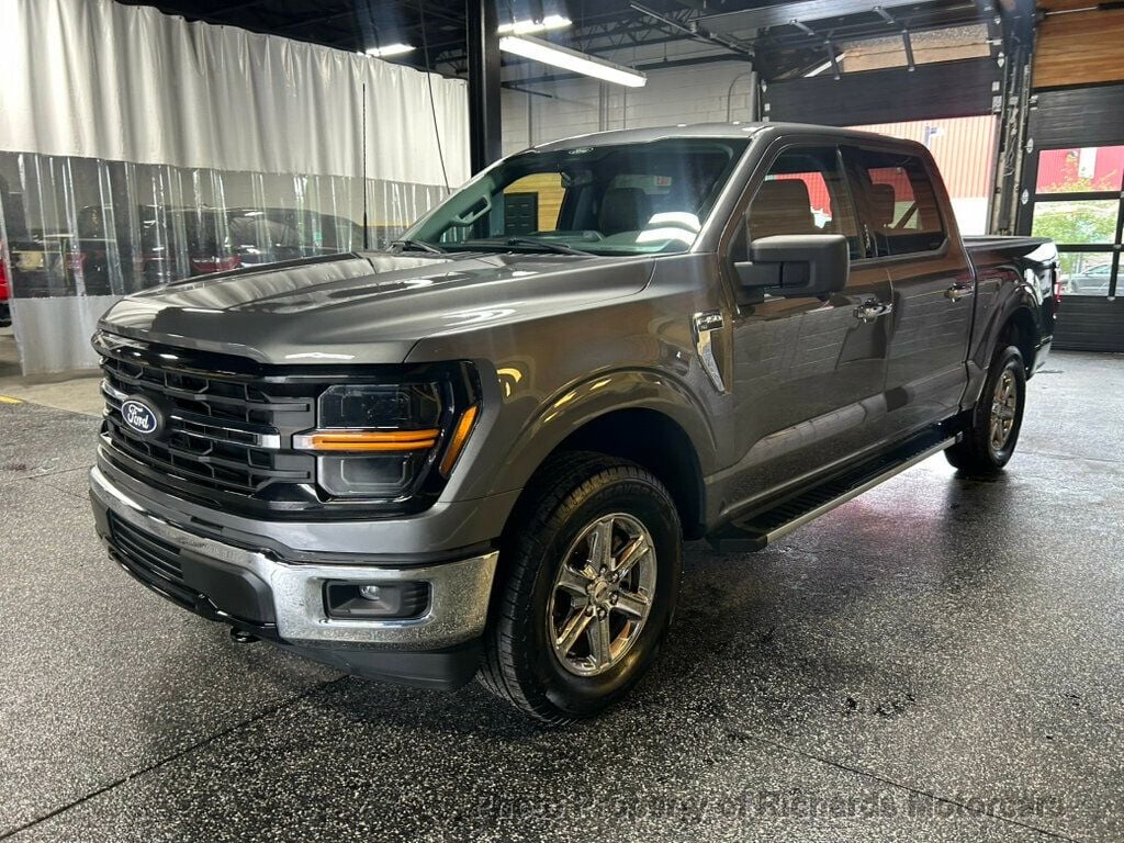 2024 Ford F-150 XLT 4WD SuperCrew 5.5' Box (C16008) - Image 6