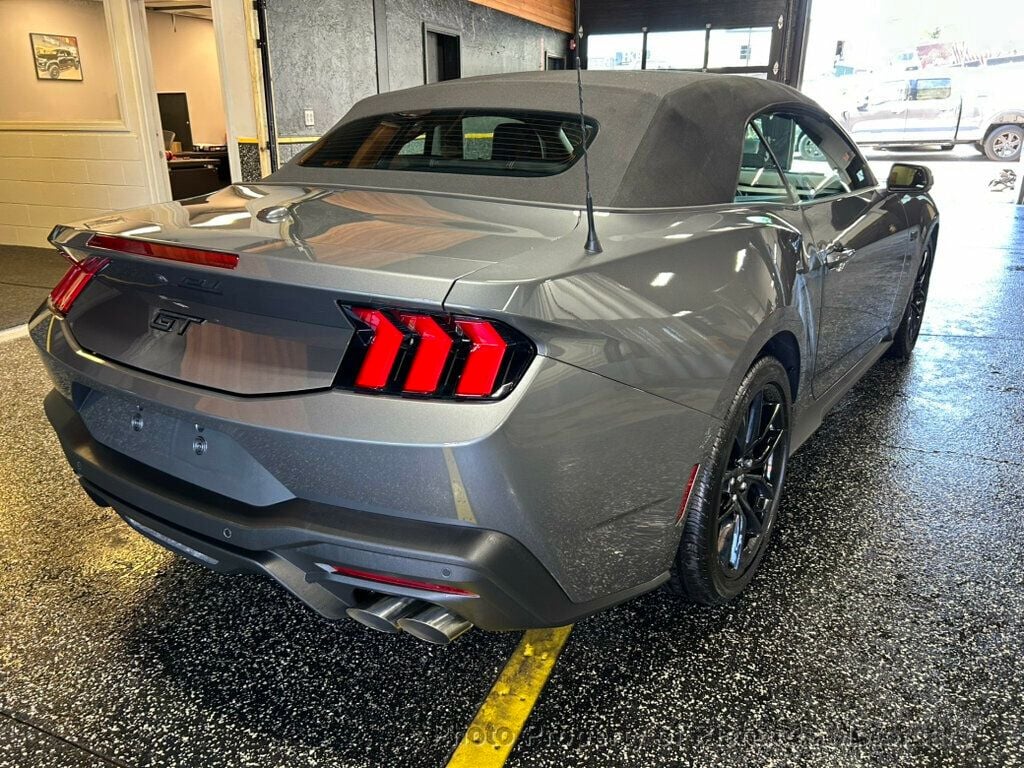 2025 Ford Mustang GT Premium Convertible (C16023) - Image 3