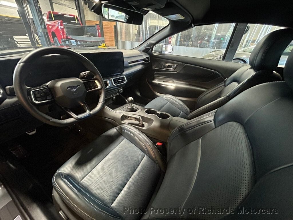 2025 Ford Mustang GT Premium Convertible (C15972) - Image 15