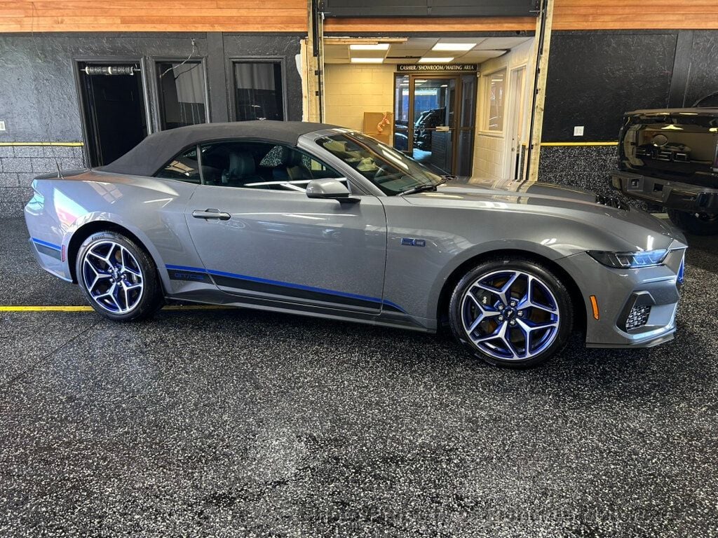 2025 Ford Mustang GT Premium Convertible (C15972)